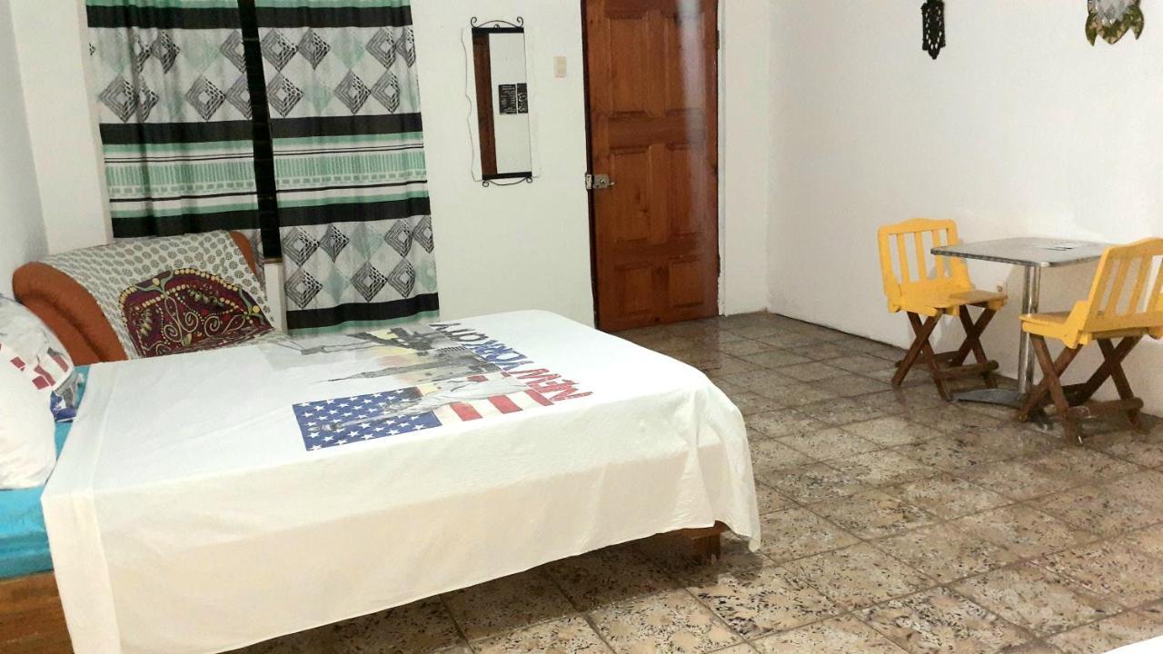 Rooms Palmeras Cahuita Exterior foto